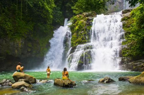 Nauyaca Waterfall Tour