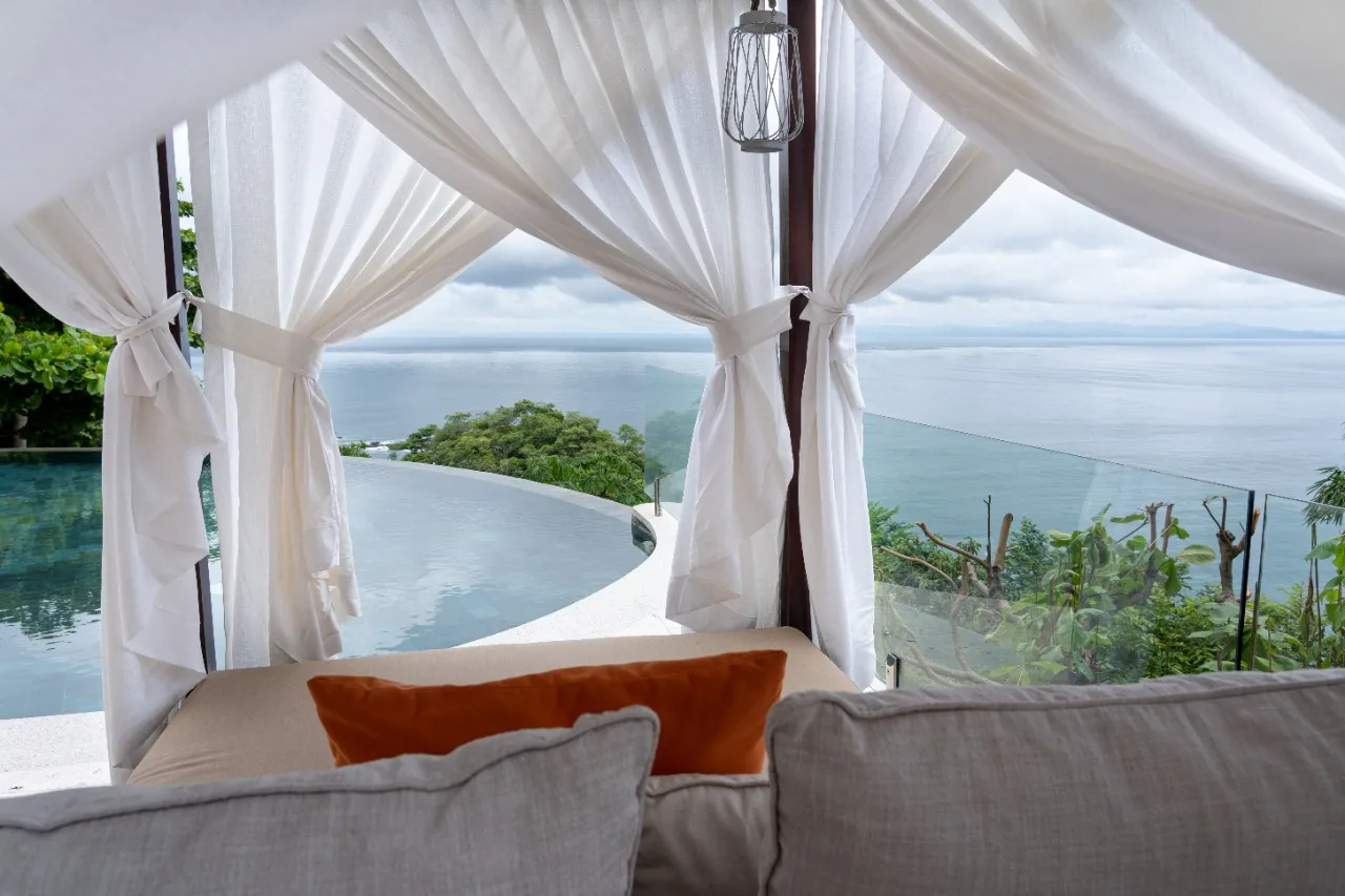 Exclusive Luxury Home Casa Faro Azul (15)