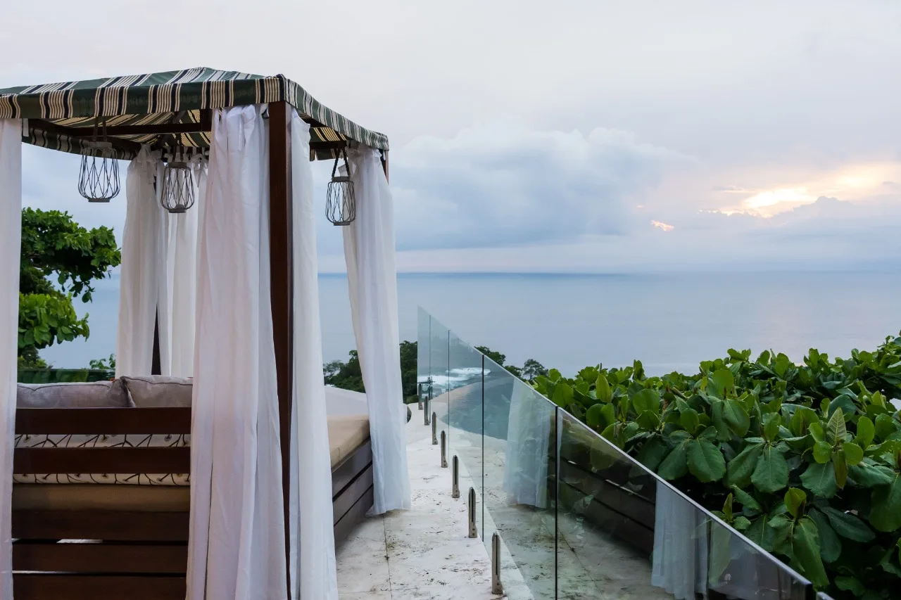 Exclusive Luxury Home Casa Faro Azul (16)