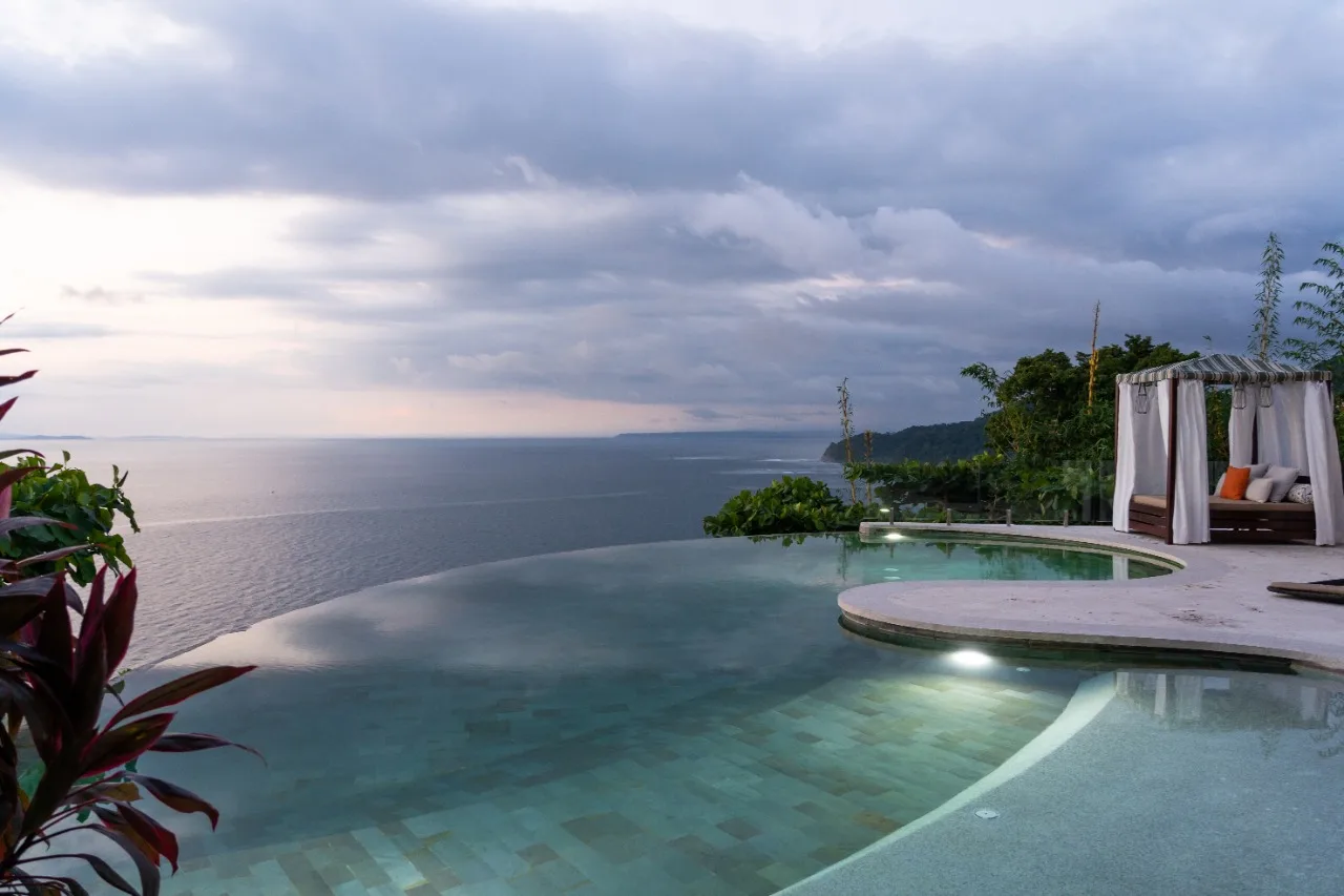 Exclusive Luxury Home Casa Faro Azul (2)