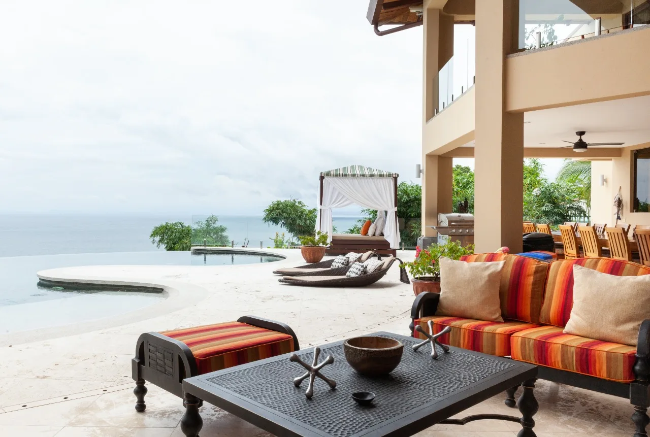 Exclusive Luxury Home Casa Faro Azul (26)
