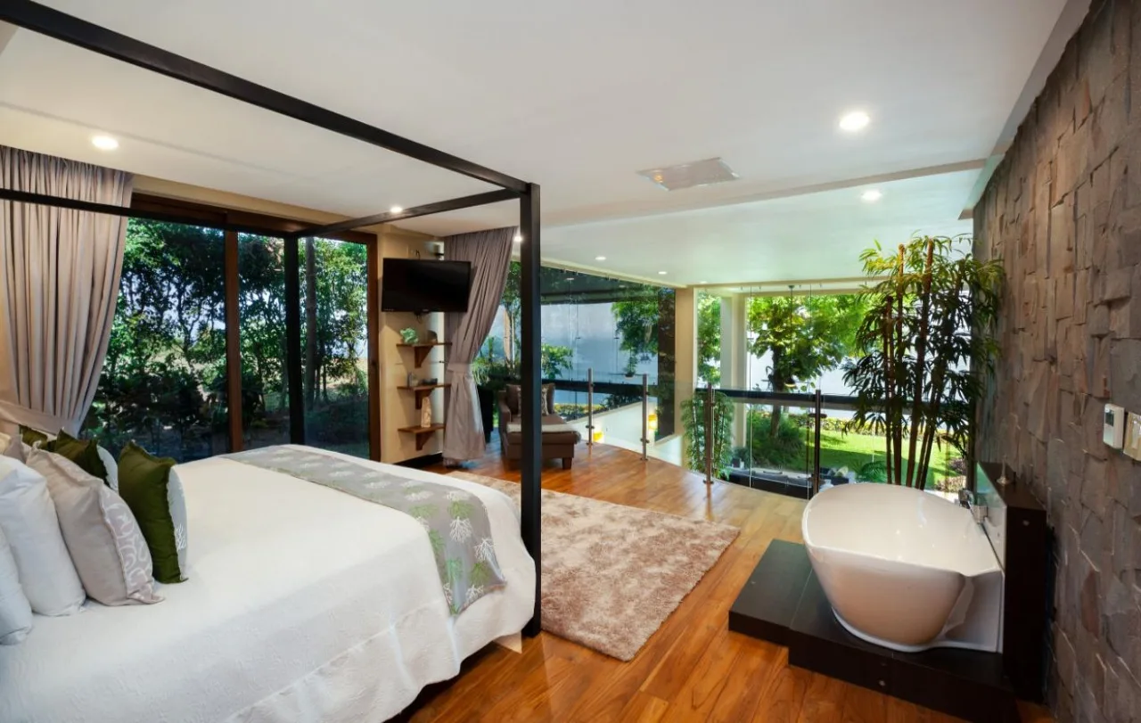 Exclusive Luxury Home Casa Faro Azul (31)