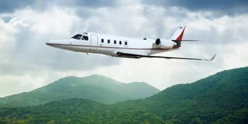 Private Jet (2)